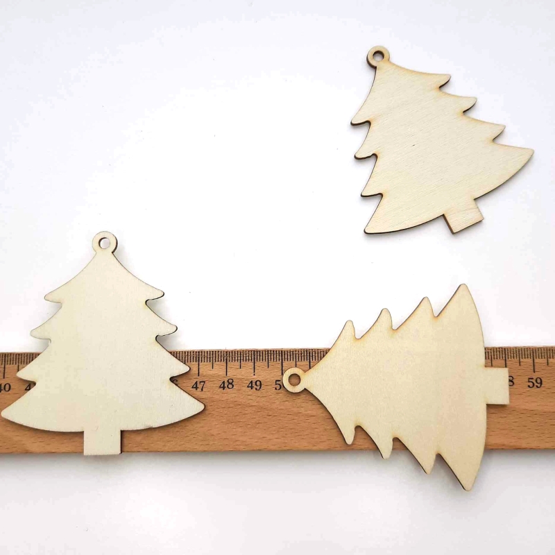 Dřevěný výřez Stromek 8x7,5cm