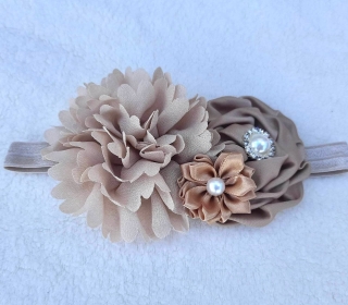 Květinová čelenka béžovohnědá