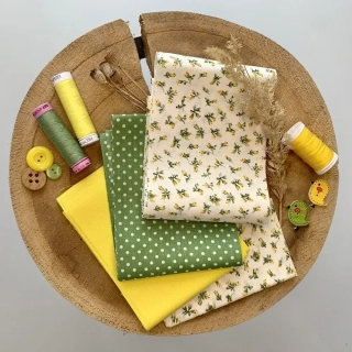 Ušiju si věnec Žluté růžičky